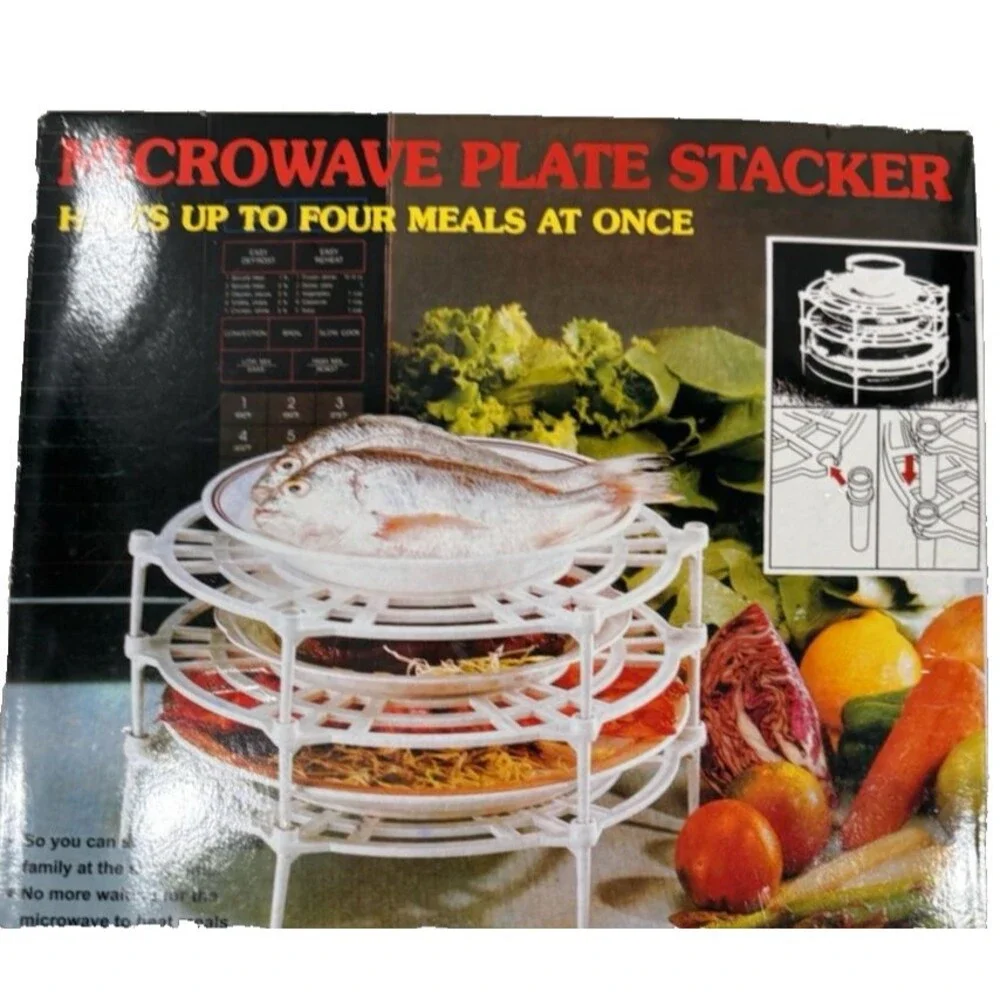 Microwave Plate Stacker Heats Up to 4 Meals At Once
